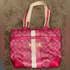 Vintage Coach Shoulder Purse